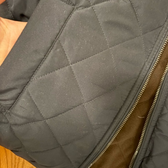 Navy Blue Tahari Men's Quilted Vest - Picture 5 of 5